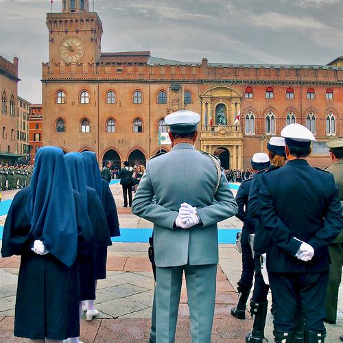 Bolonia. Piazza Maggiore, anniversario della fine della I Guerra Mondiale