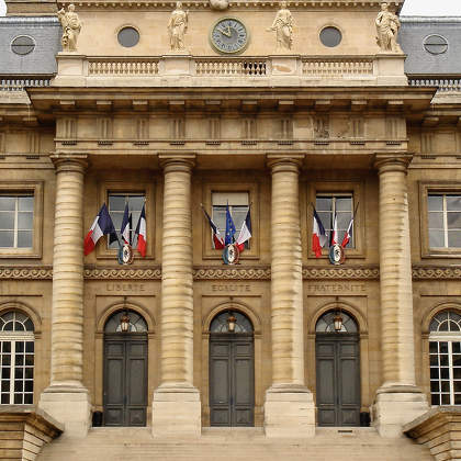 París. Palais de Justice (1868)